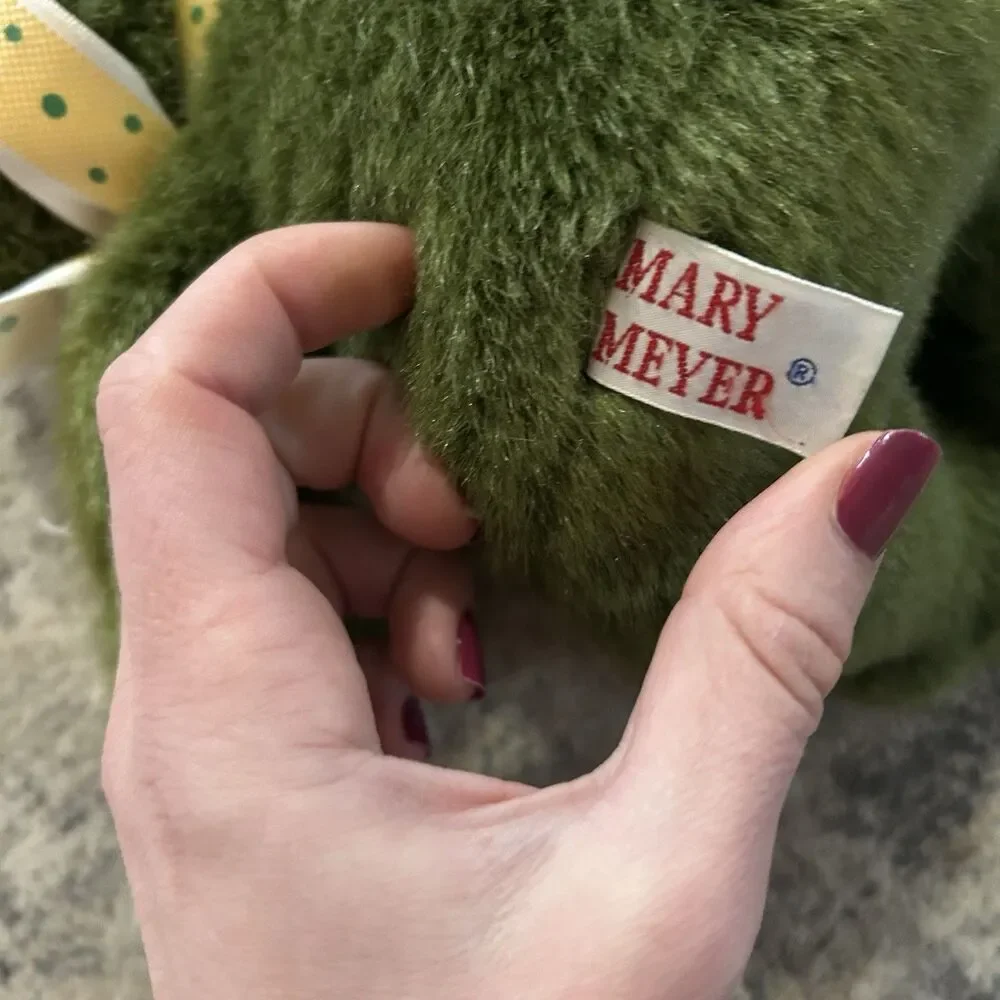 Mary Meyer Vtg 1996 Croaking Wide Mouth Green Frog Plush Stuffed Animal W/ Bow